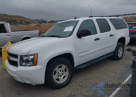 2007 Chevrolet Suburban 1500 Ls из США, поврежденный, VIN 3GNFK16317G143256